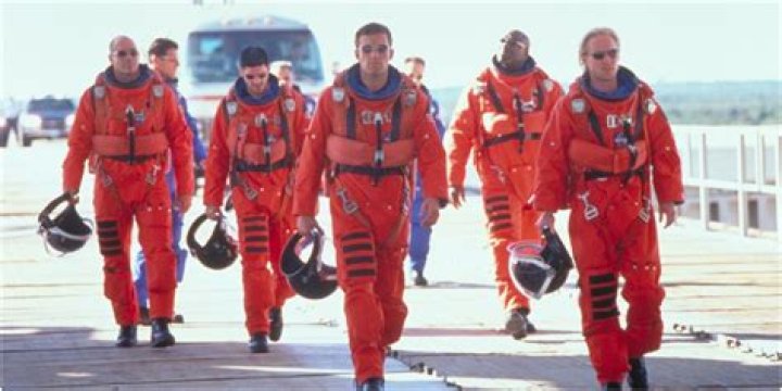 'Top Gun' and 8 Other Times The Government Worked With Hollywood 