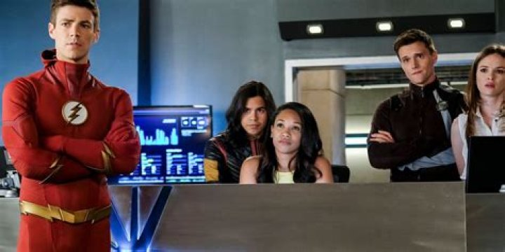 10 Powerful Superhero Movie Tropes We Can't Get Enough Of