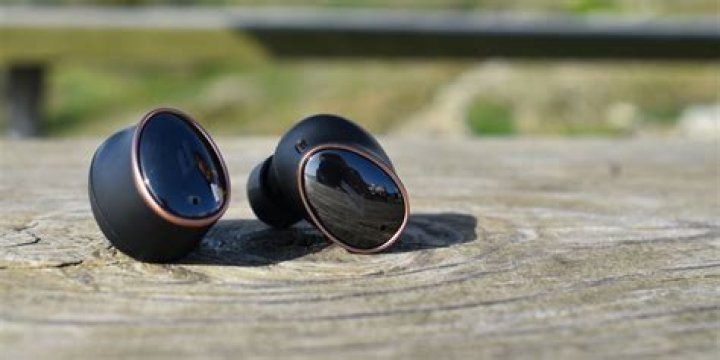 1More Evo Review: The Best Mid-Range Earbuds