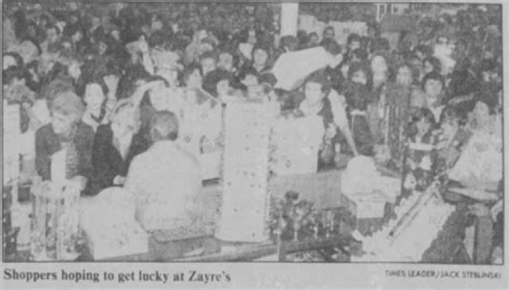 	24 ZAYRE’S TO KEEP NAME, AMES SAYS	