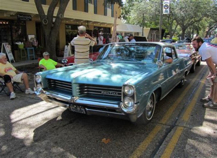#645 Cruisin’ the Coast.
– Laurel Mercantile