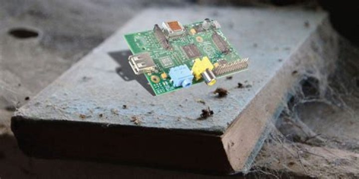 7 DIY Project Ideas for Putting an Old Raspberry Pi to Use