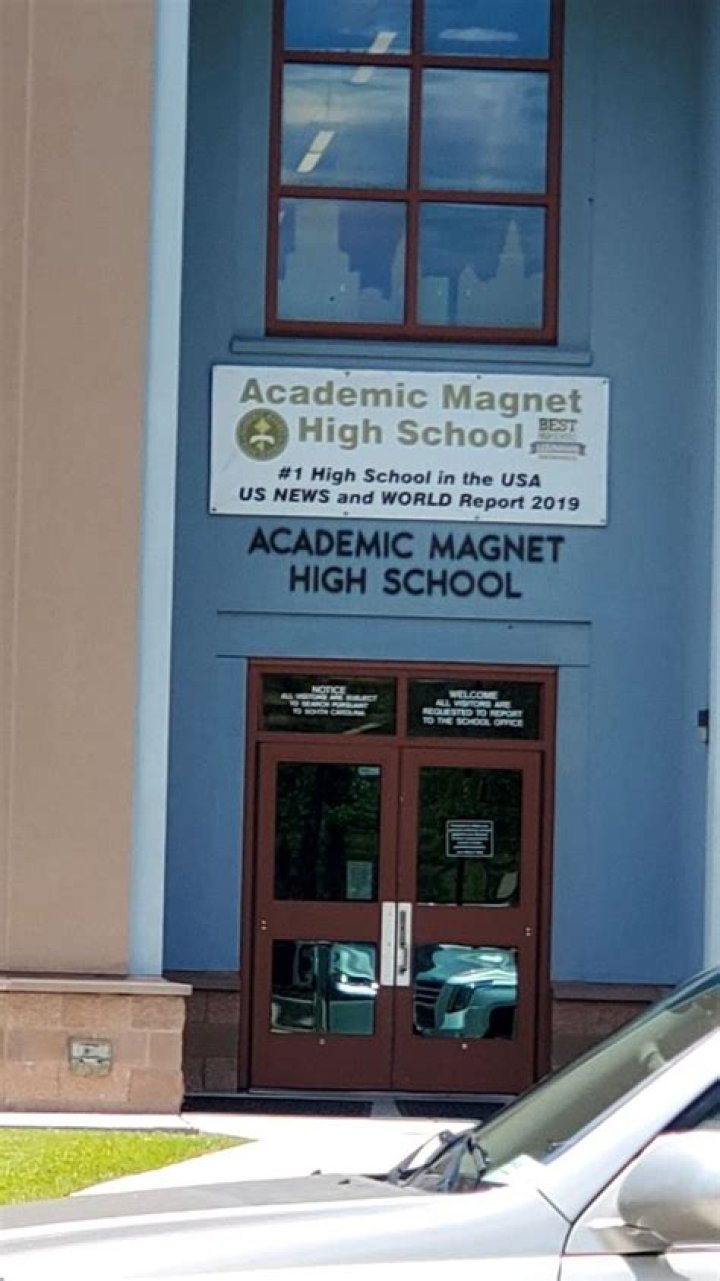 Academic Magnet High School - North Charleston