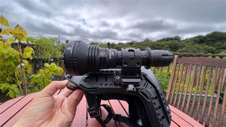 AceBeam L19 2.0 Long Throw Tactical Flashlight Review: Blindingly Good