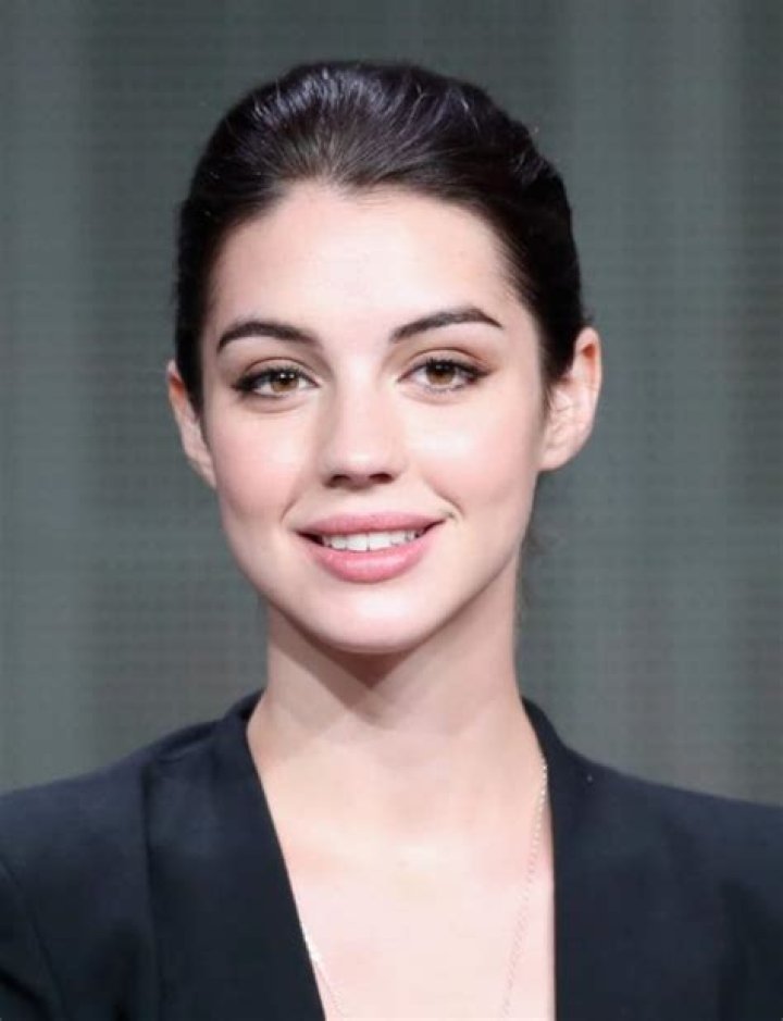 Adelaide Kane Biography