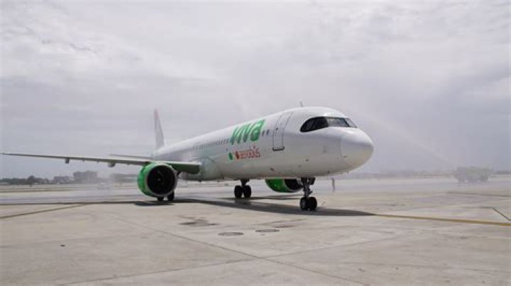 	AEROPERU STOPS MIAMI SERVICE	