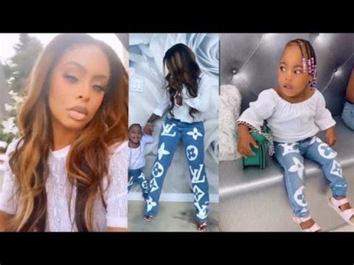 ALEXIS SKY AND DAUGHTER ARE MATCHING CUTIES