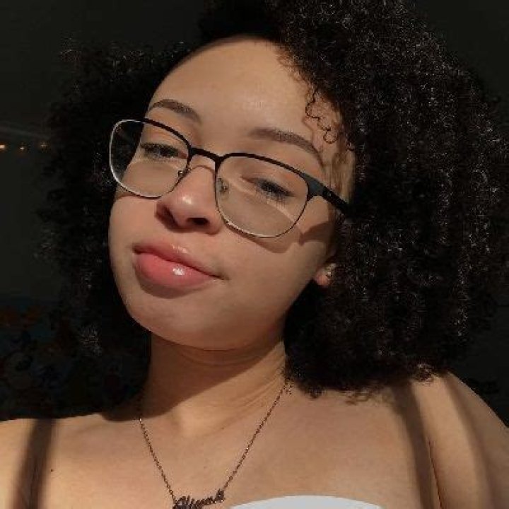 Aliyah Simone - Bio, Age, Height, Nationality, Body Measurement, Career
