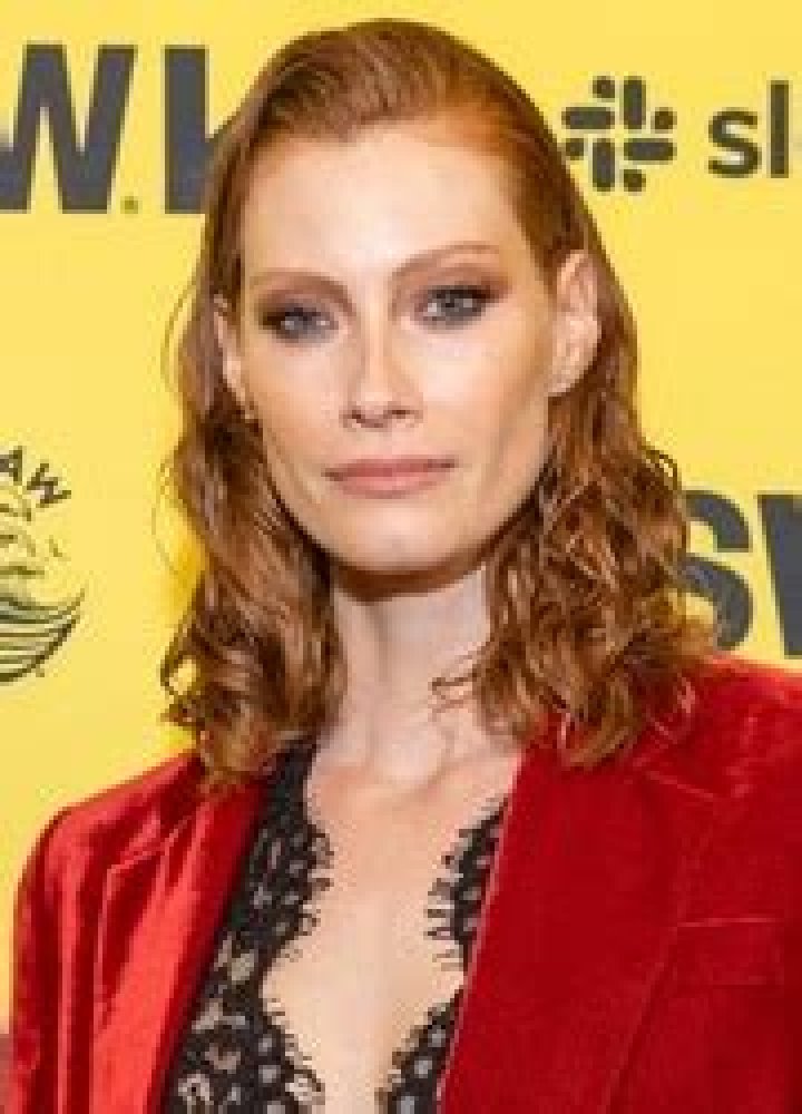 Alyssa Sutherland Biography