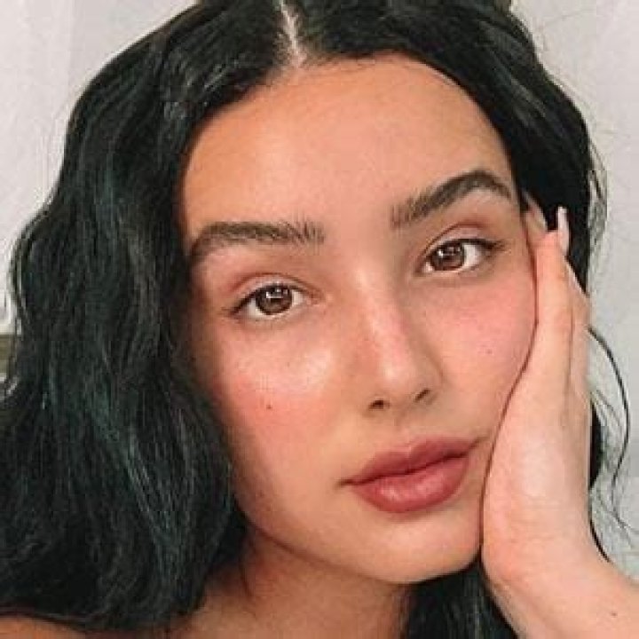 Amanda Ensing - Bio, Age, Net Worth, Height, In Relation, Nationality, Body Measurement, Career