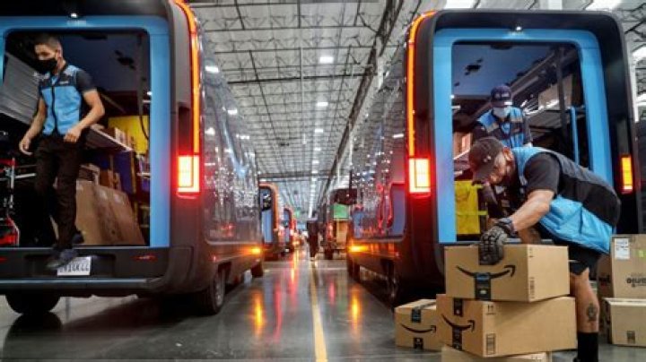 	Amazon to hire more than 1,000 workers for Miami-area warehouse	