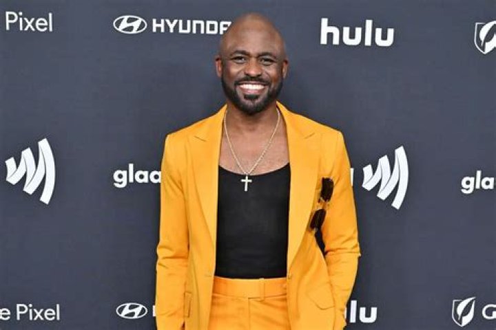 American Actor Wayne Brady's Net Worth & Earning: His Success With TV and Game Shows