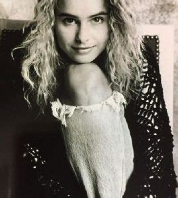 Ami Dolenz Net Worth 2024