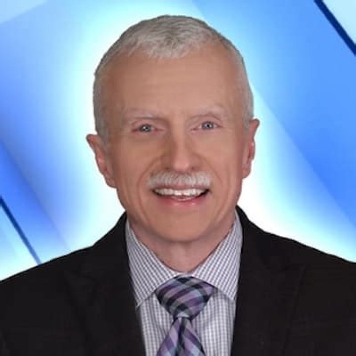 Andre Bernier Bio, Age, Height, Wife, Salary, Net worth, Fox 8