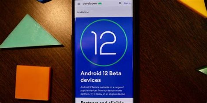 Android 12 Will Make Auto-Rotate Smarter and Faster