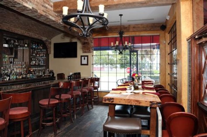 	Anise cookies a family tradition at Trattoria Romana	