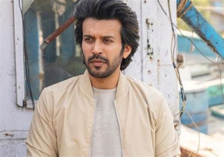 Anjum Sharma - Bio, Age, Net Worth, Height, Married, Nationality, Body Measurement, Career