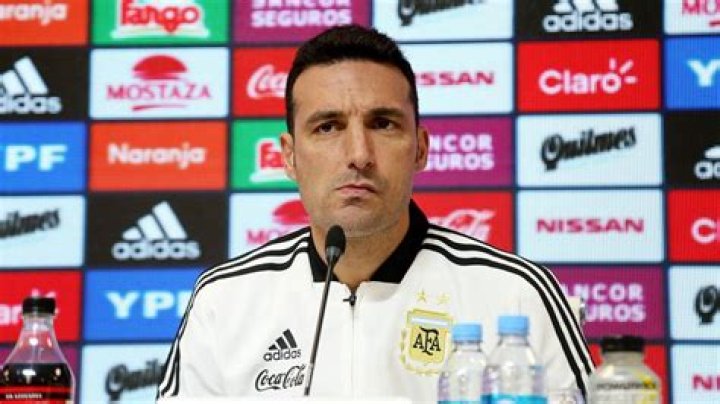 Argentina coach Lionel SCALONI talks Lionel MESSI, Angel DI MARIA, BANEGA, more