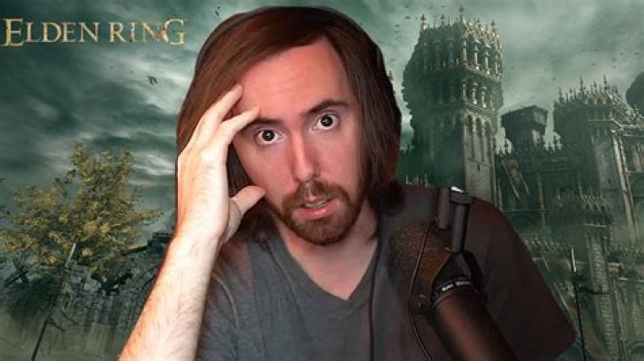 Asmongold somehow humiliated by a dragonfly in Elden Ring