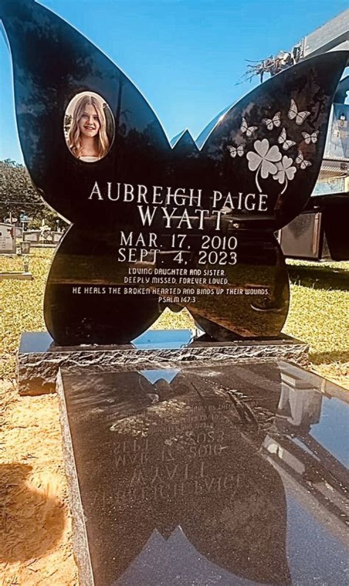 Aubreigh Wyatt Headstone: A Lasting Tribute To A Bright Life
