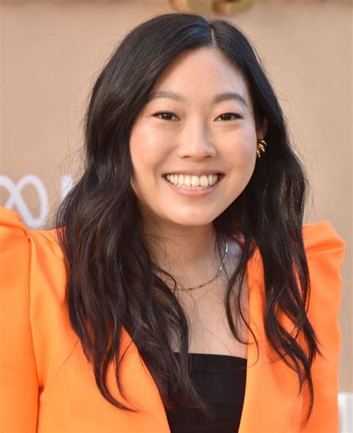 Awkwafina: Wiki, Bio, Age, Movies, Husband, Height, Net Worth