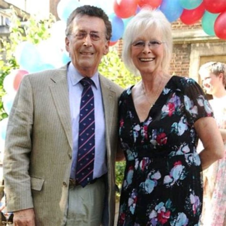 Babs Powell: Who Is Robert Powell's Wife?