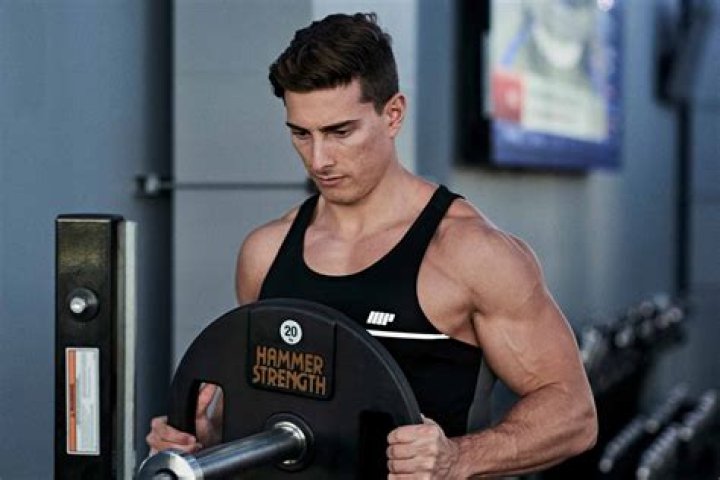 Barbell Shrug Exercise | Technique & Common Mistakes
