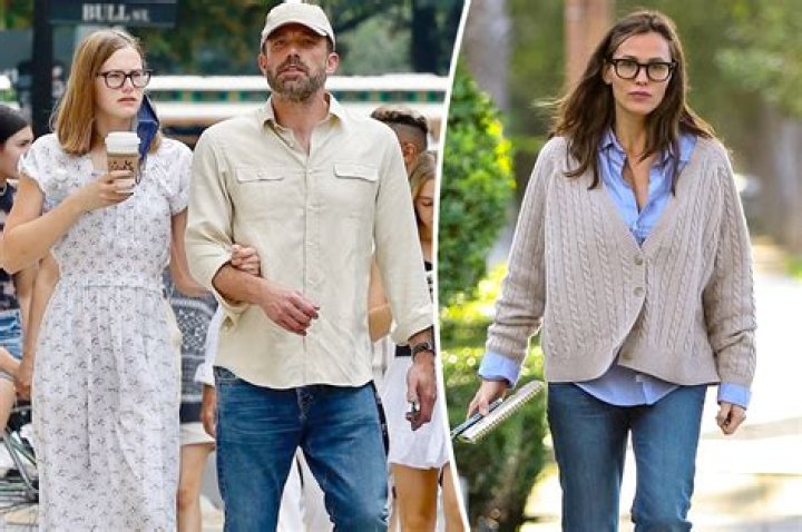 Ben Affleck And Violet Affleck: A Glimpse Into Their Unique Bond