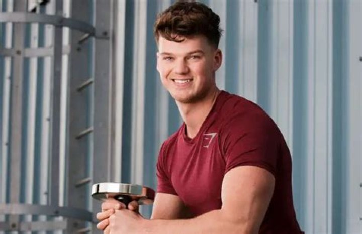 Ben Francis - Bio, Net Worth, Height