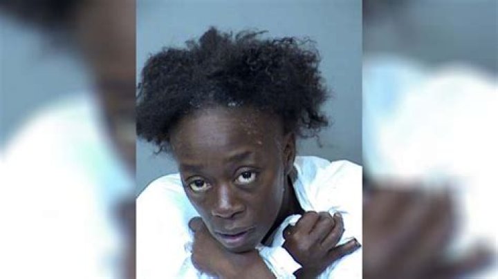 Body of young child found in west Phoenix dumpster, mother arrested