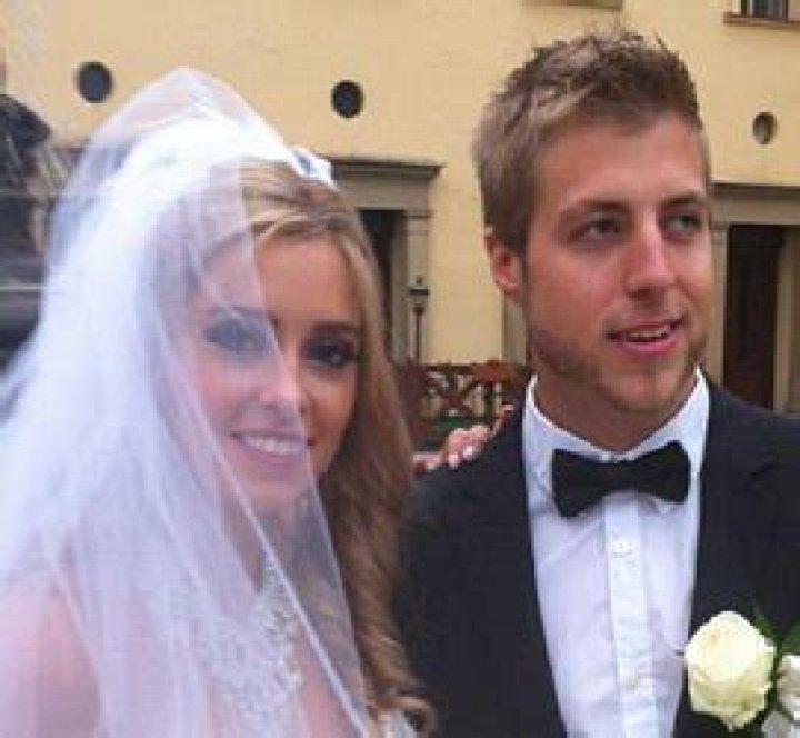 Bogart Kenny Net Worth, Sisters【 Age Birthday 】Married, Wife, Bio
