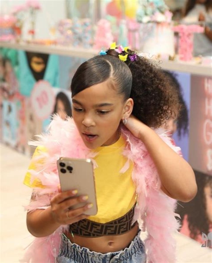 BOW WOW’S MOM AND DAUGHTER CELEBRATE AT THEIR JOINT BIRTHDAY BRUNCH