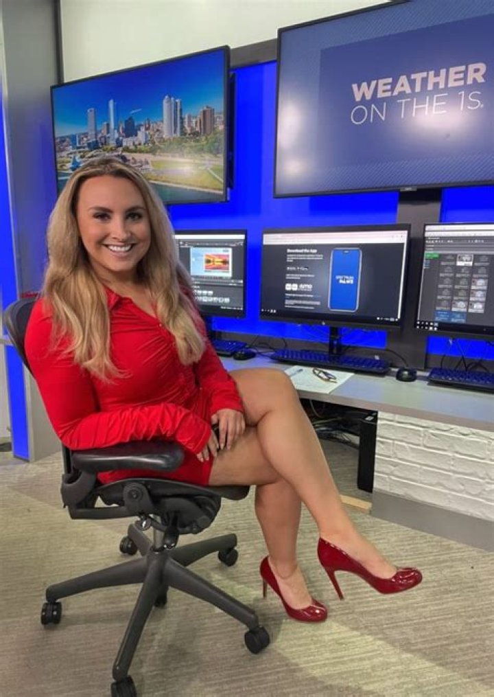 Brooke Brighton Bio, Age, Height, Husband, Salary, Net Worth, Spectrum News 1
