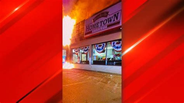 Brookville grocery story to reopen following overnight fire