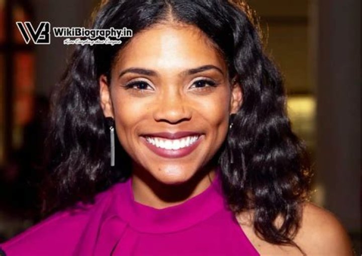 Bry Burrows: Wiki, Bio, Age, Net Worth, Real Name, LinkedIn