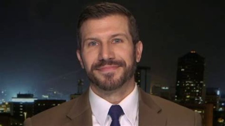 Bryan Dean Wright Age, Wikipedia Bio, Gay, Married, Wife, Family