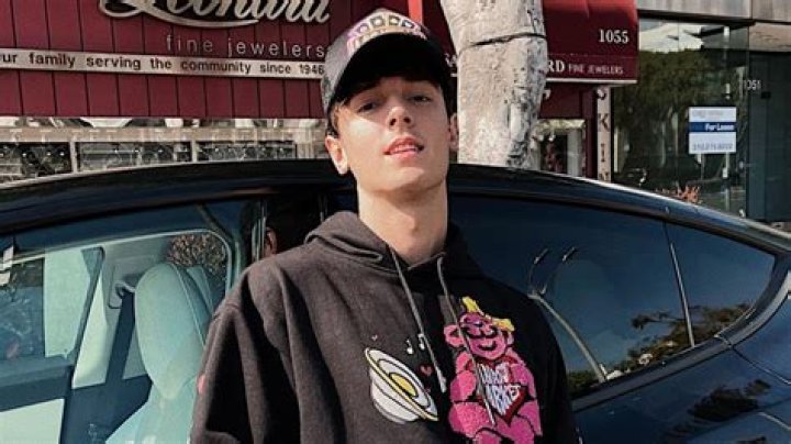 Bryce Hall reveals insane amount he is making from Austin McBroom fight