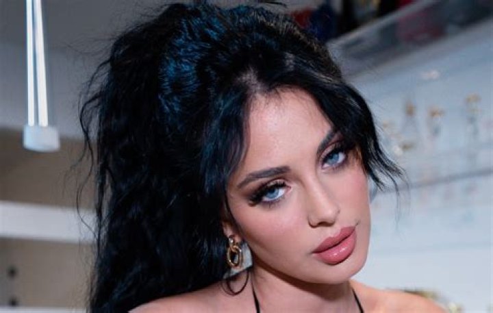 Camilla Arouja OnlyFans: Unveiling The Journey Of A Rising Star