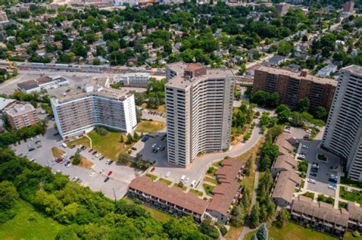 	CAN ASSOCIATIONS BLOCK RESIDENTS FROM AMENITIES?	