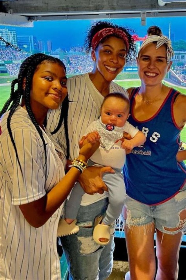 CANDACE PARKER CELEBRATES SON’S 6-MONTH MARK