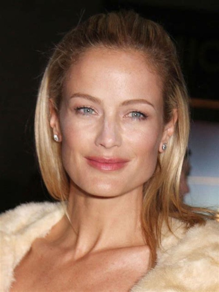 Carolyn Murphy Biography