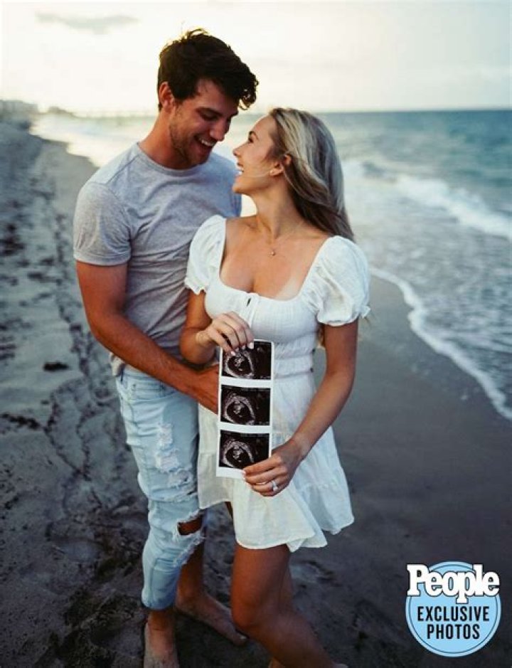 Carson Rowland And Wife Maris Kenny Pregnant With First Baby