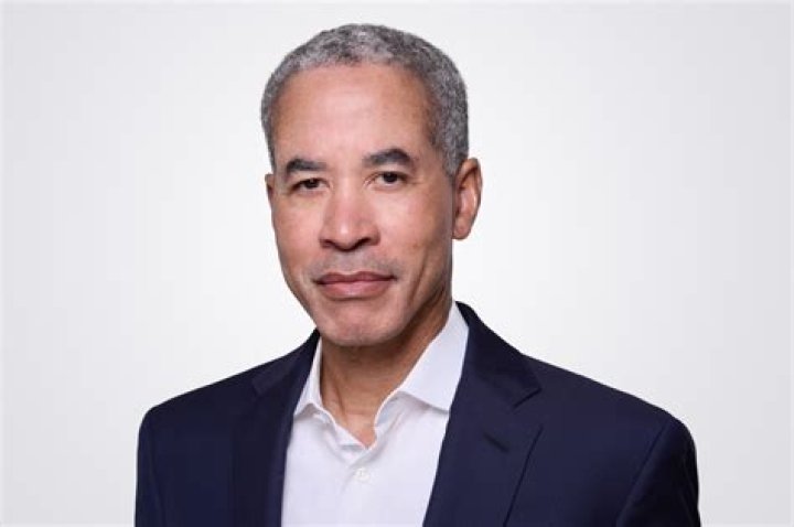 Charles Phillips Net Worth – Phone Number, House Address, Wiki