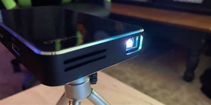 Cheap and Cheerful Mini Projector