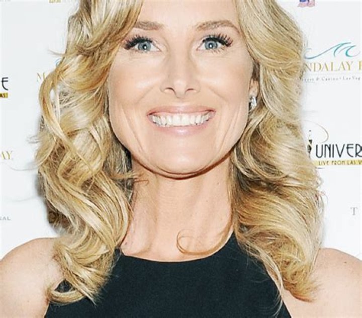 Chynna Phillips Biography