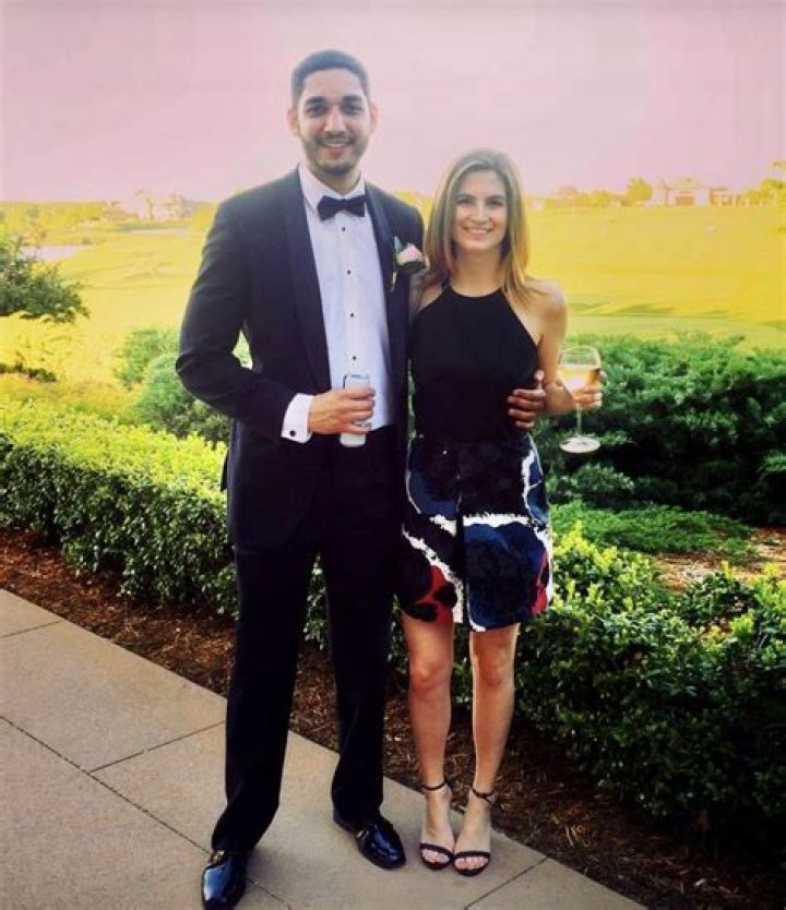 CNN And Kaitlan Collins' Husband: A Deep Dive