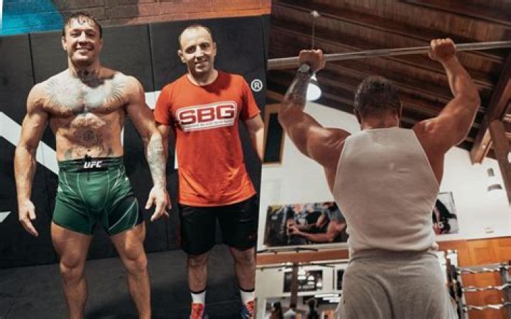 Conor McGregor sticks with claim that he currently weighs 265 pounds