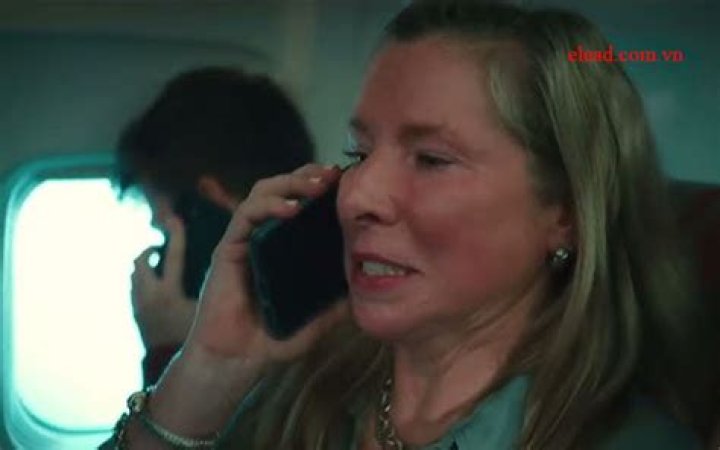 	Controversial Comedian Shane Gillis’ Plane Crash Skit Set to Go Viral: Unforgettable Comedy or Offensive Sensation?	