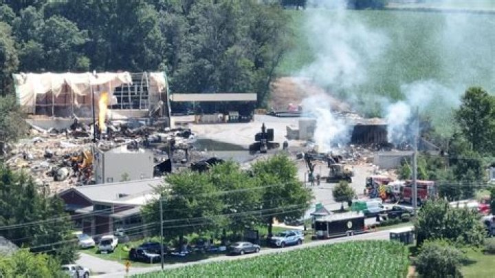 Crews respond to building fire at Portage-area restaurant