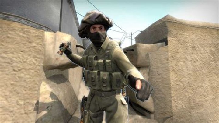 CSGO grenade update introduces hilarious new way to fake a flash